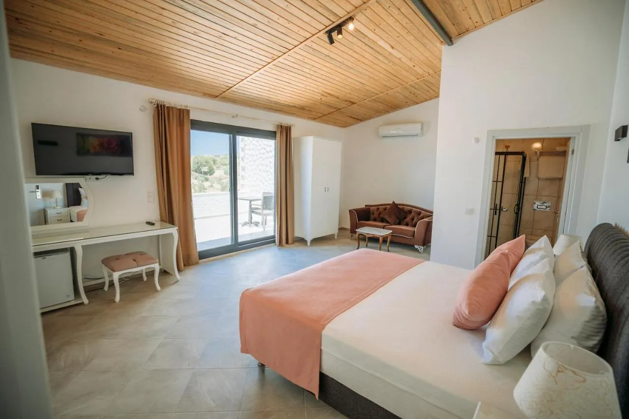 Ali Baba Ciftligi Alacati Bed & Breakfast